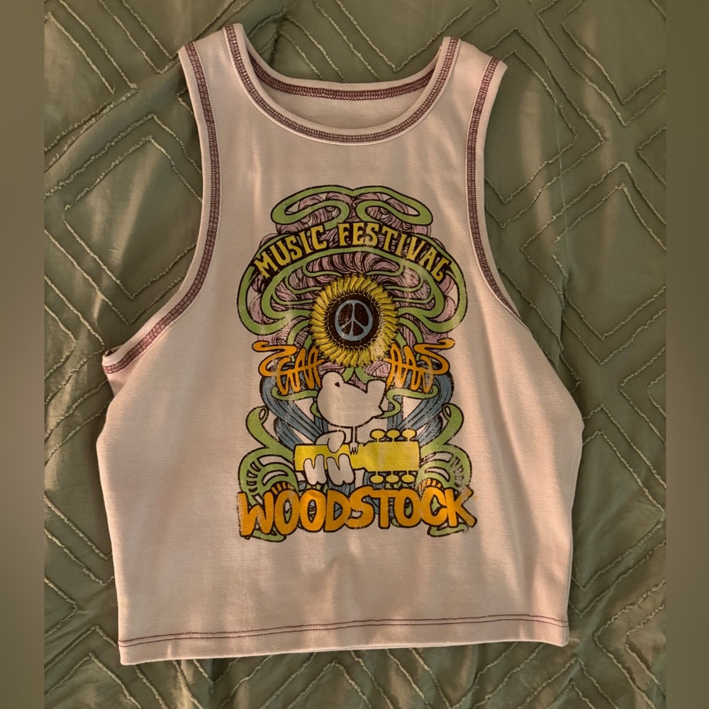 Wood Stock Crop Top